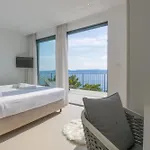 Luxury Beachfront Glorious With Pool And Jacuzzi فيلة بريلا