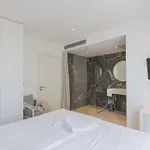 Luxury Beachfront Glorious With Pool And Jacuzzi *