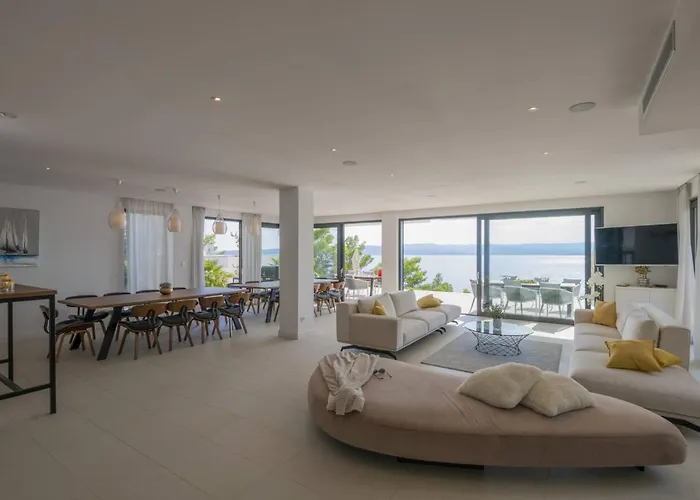 Luxury Beachfront Glorious With Pool *
