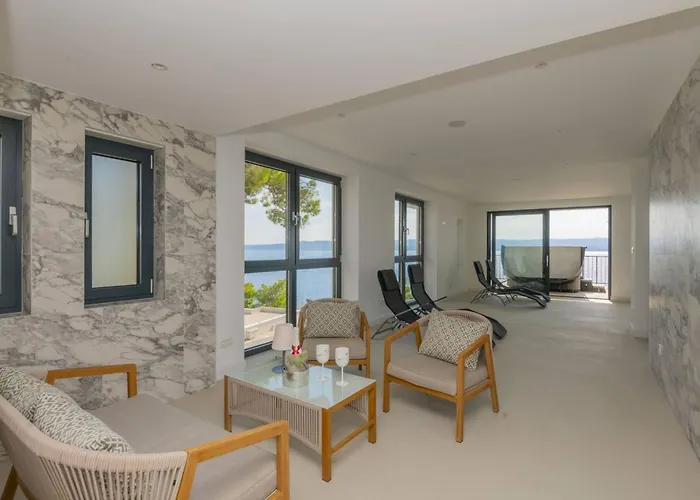 Luxury Beachfront Glorious With Pool * Brela