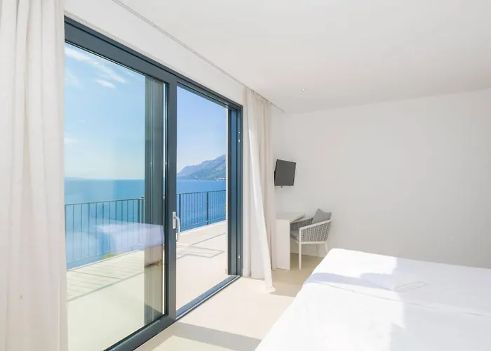 Luxury Beachfront Glorious With Pool فيلة